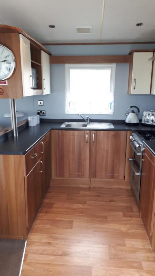 Vista Caravan Hire Seasalter Exterior photo
